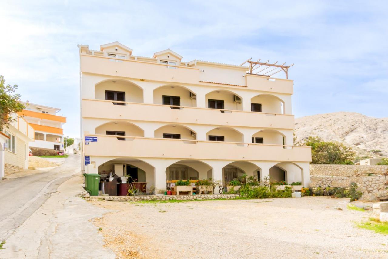 Apartment And Room Bacic Metajna Ngoại thất bức ảnh