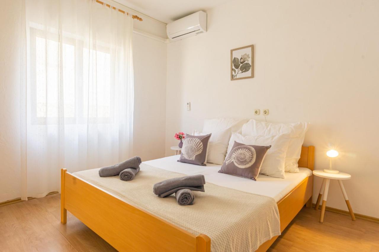 Apartment And Room Bacic Metajna Ngoại thất bức ảnh