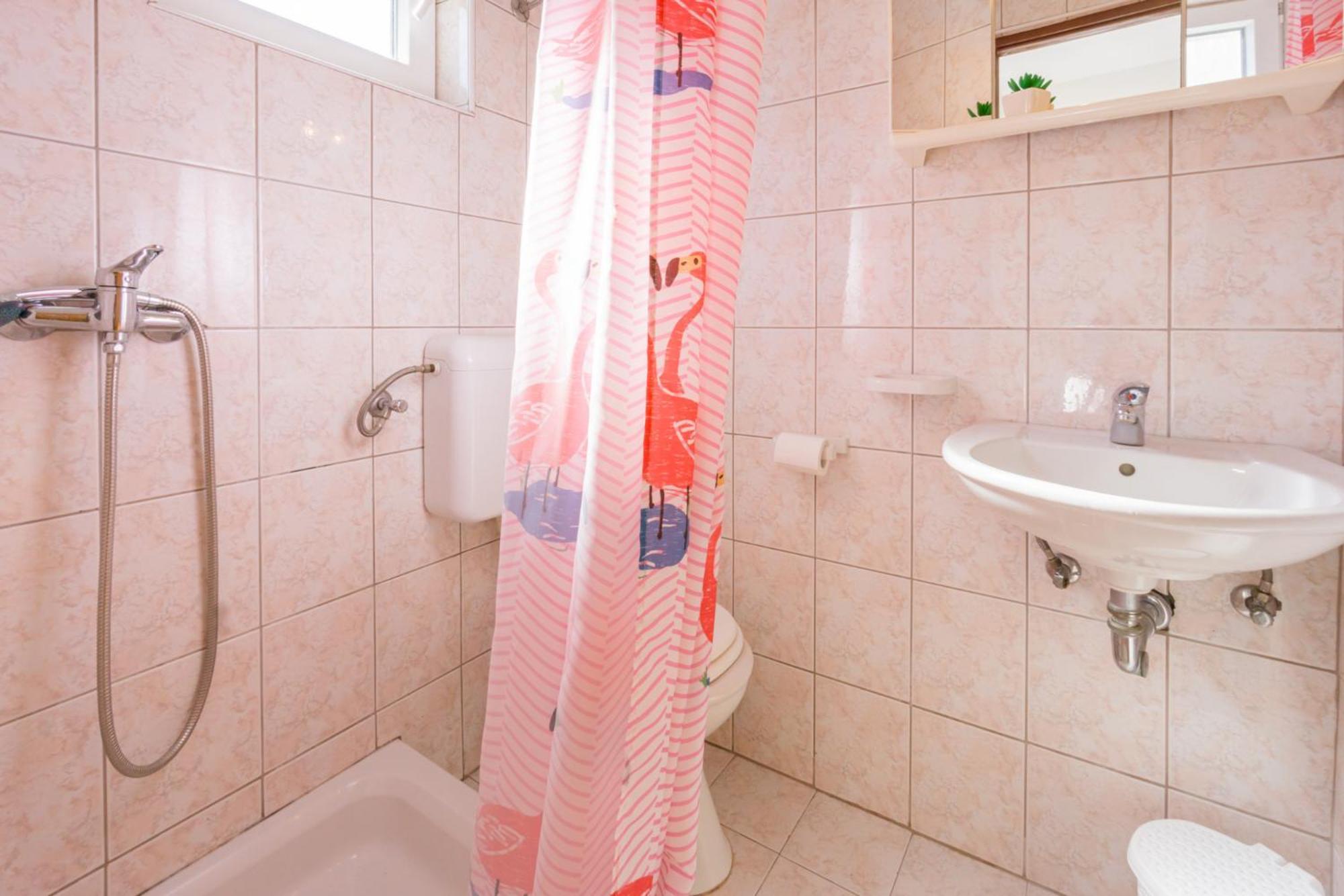 Apartment And Room Bacic Metajna Phòng bức ảnh