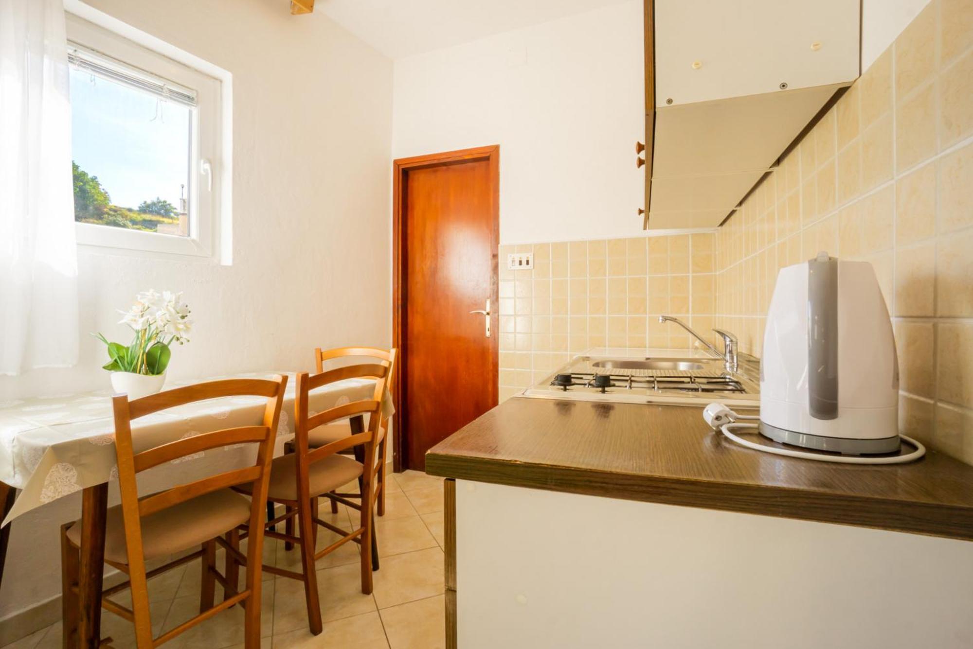 Apartment And Room Bacic Metajna Phòng bức ảnh