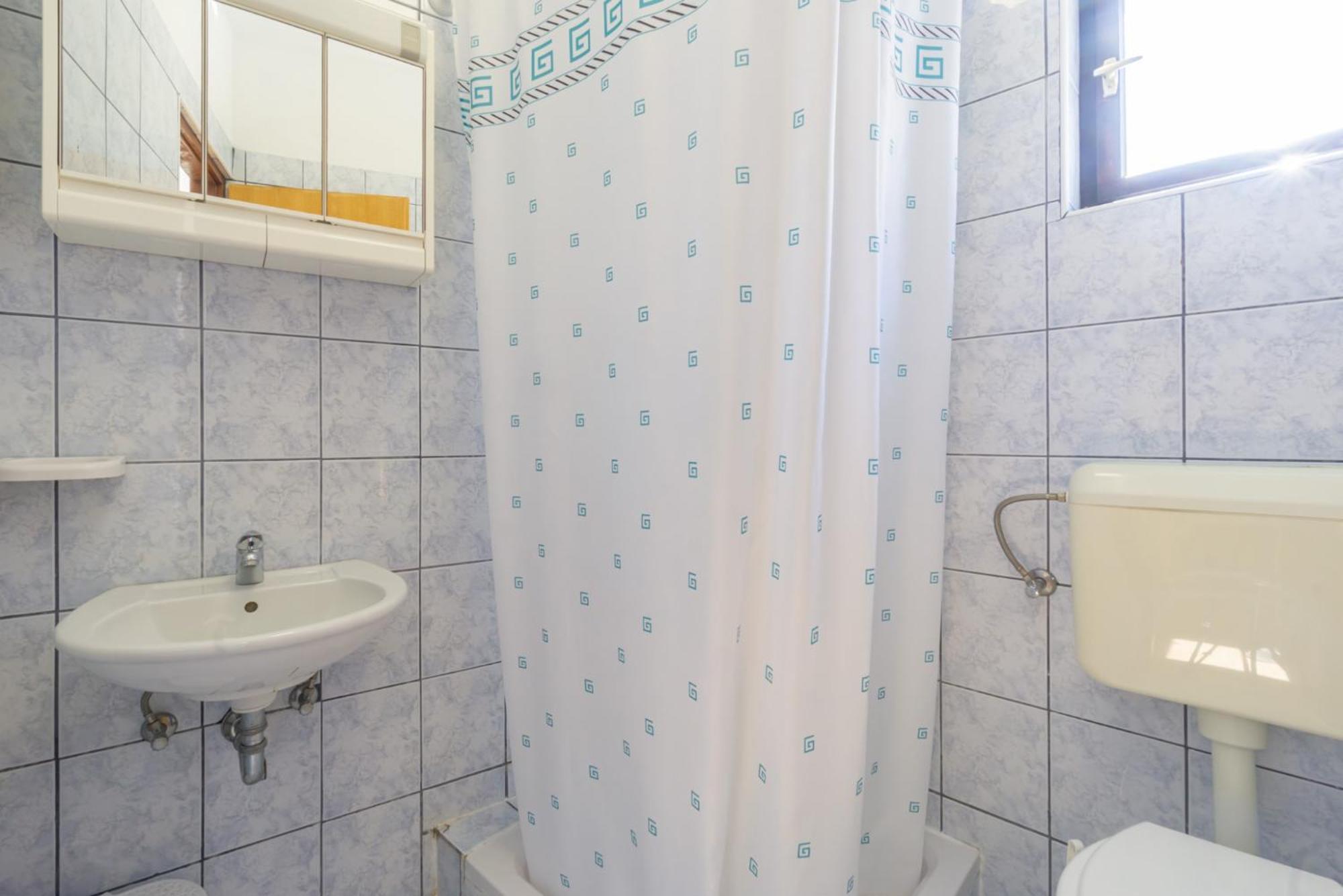 Apartment And Room Bacic Metajna Phòng bức ảnh